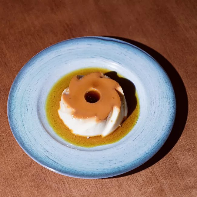 Pudim com Calda de Caramelo