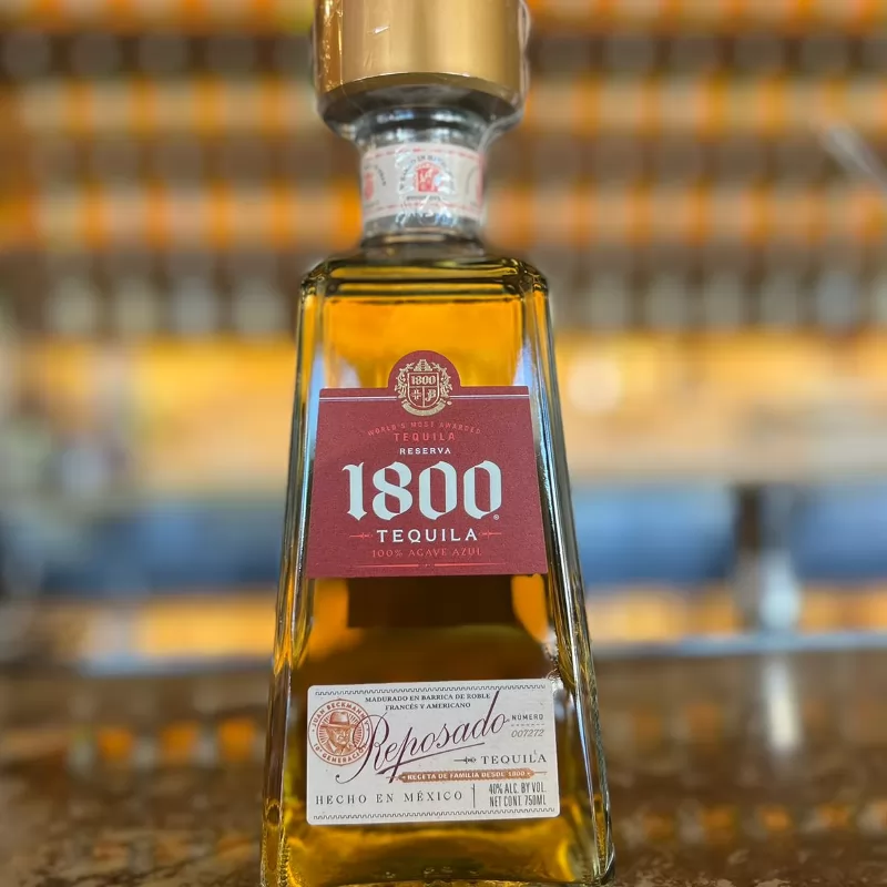 1800 Tequila Reposado (100% Agave )